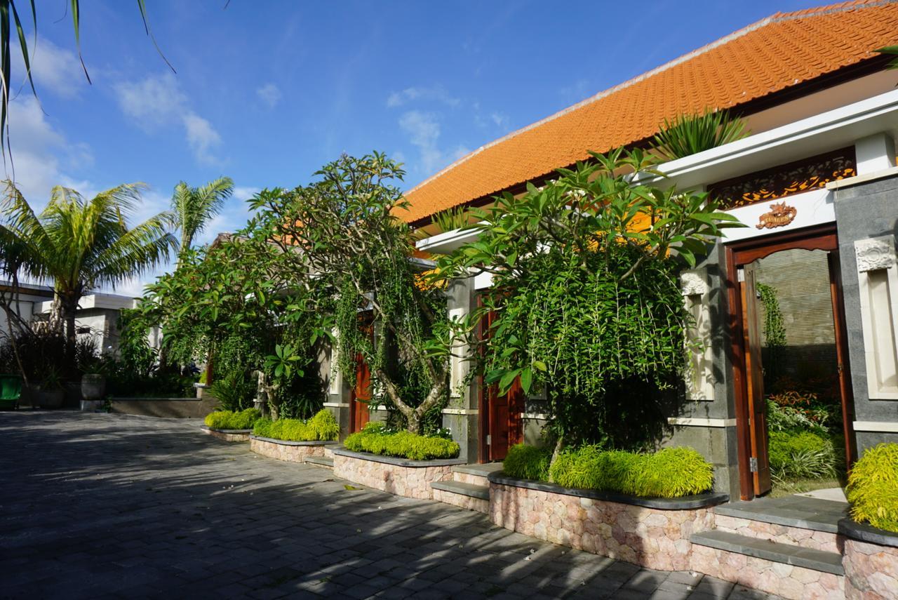 Ferienwohnung Ocho Bali Surf Camp Uluwatu Exterior foto