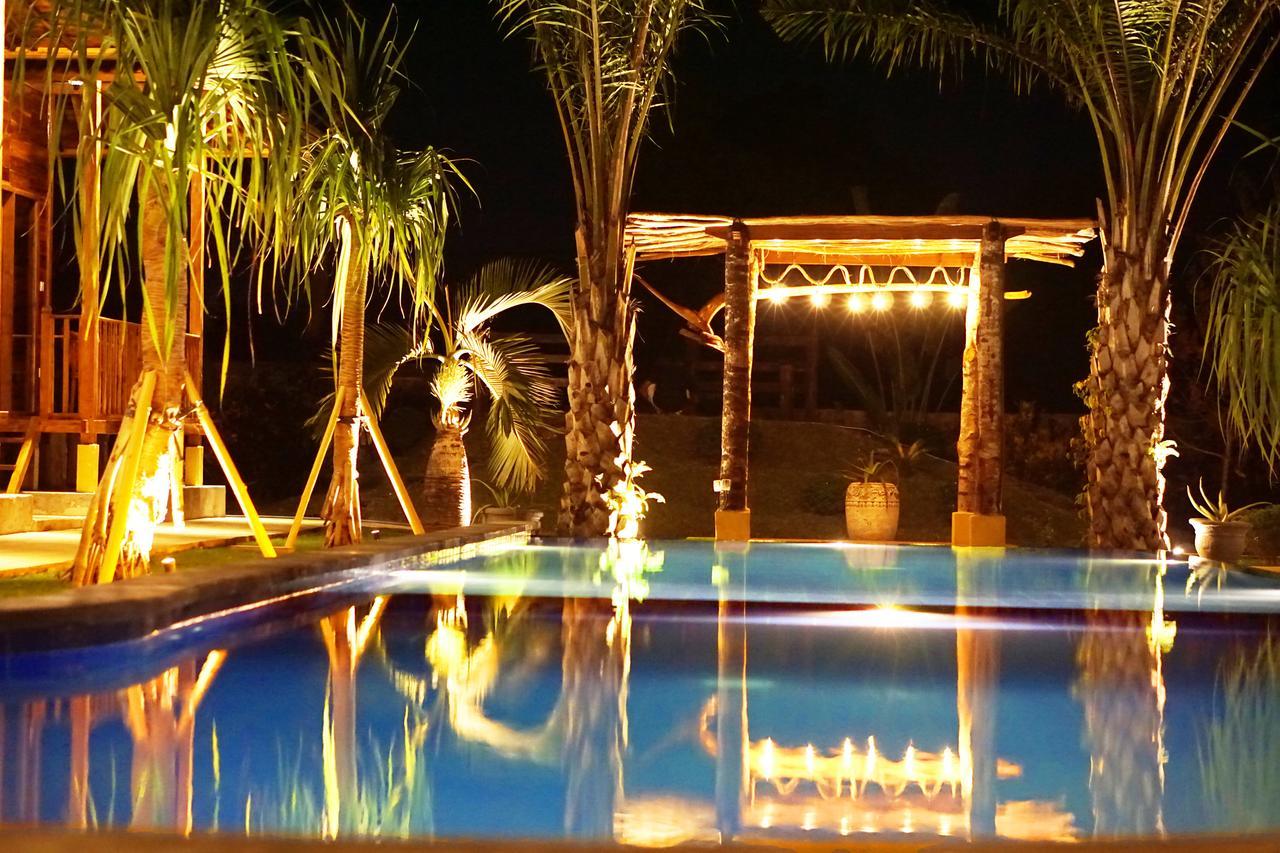 Ferienwohnung Ocho Bali Surf Camp Uluwatu Exterior foto