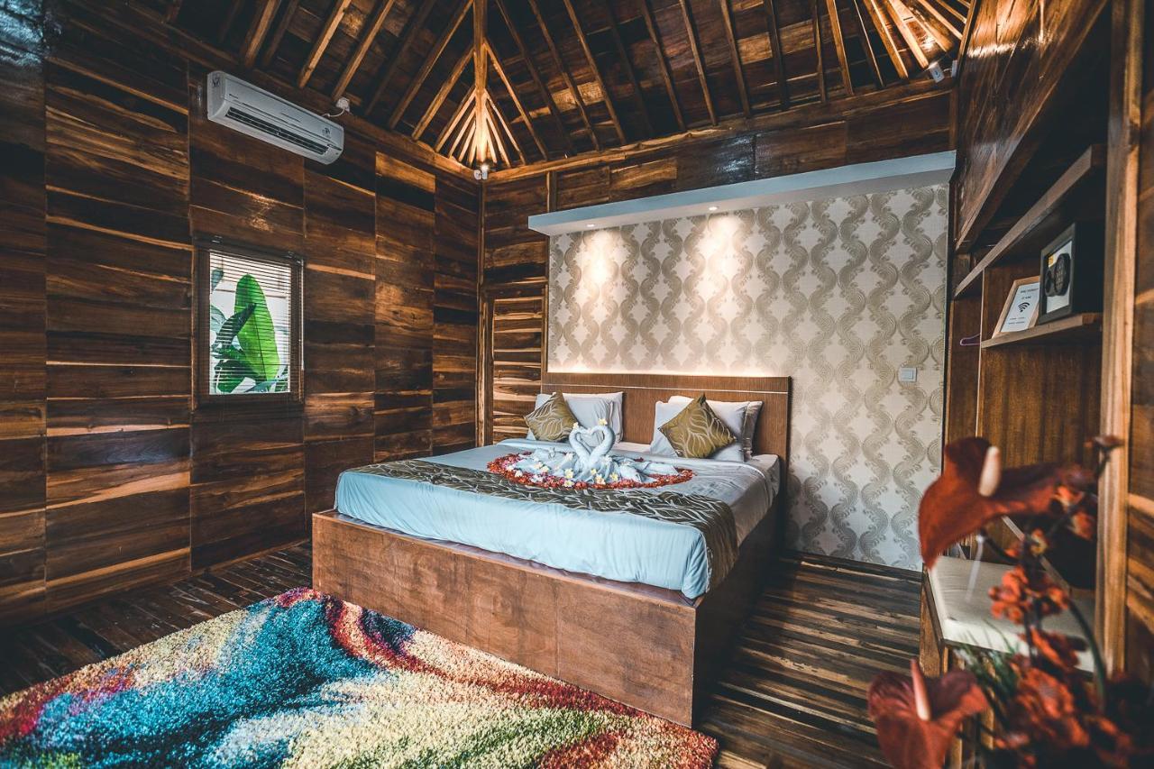 Ferienwohnung Ocho Bali Surf Camp Uluwatu Exterior foto
